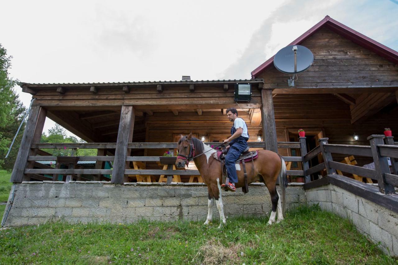 Etno Village Vojnik Savnik Eksteriør billede