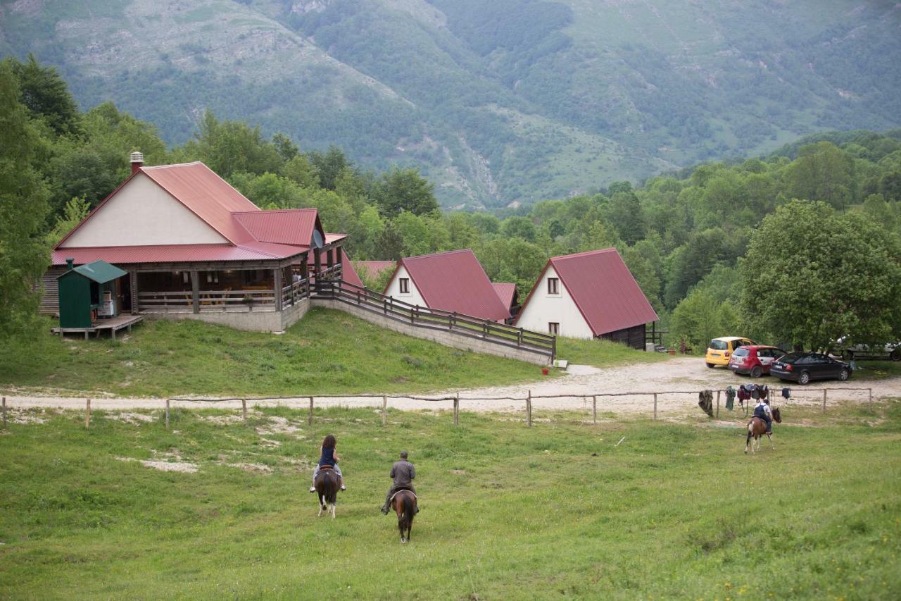 Etno Village Vojnik Savnik Eksteriør billede